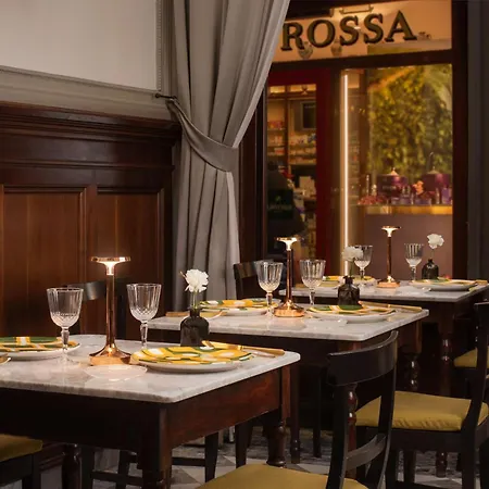 Hotell Nh Collection Porta Rossa