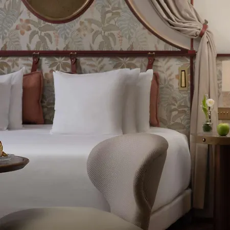 Отель Nh Collection Porta Rossa 5*