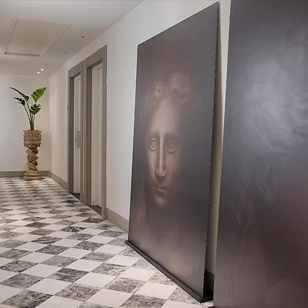 Hotell Nh Collection Porta Rossa 5*