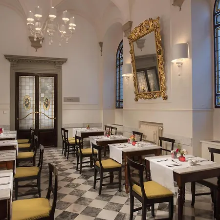 Nh Collection Porta Rossa 5* Florens