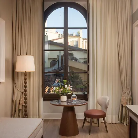 Porta Rossa Firenze, Colbert Collection