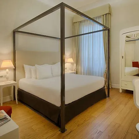 Nh Collection Porta Rossa Hotel 5*