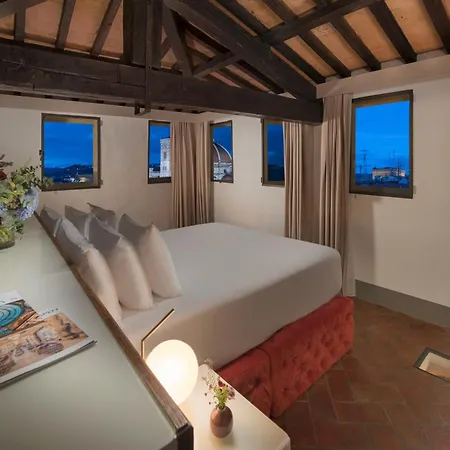Nh Collection Porta Rossa Hotel 5*